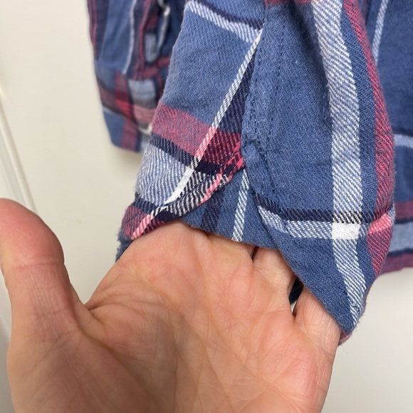 Woolrich plaid button-up - Picture 4 of 10